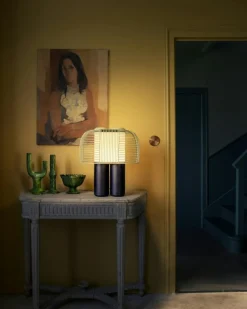 Yasuke Bordslampa, Röd