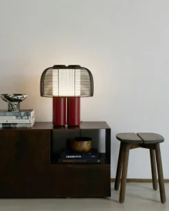 Yasuke Bordslampa, Röd