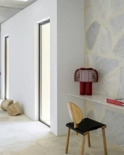 Yasuke Bordslampa, Röd